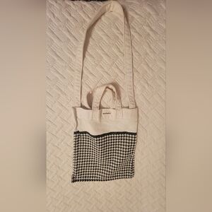 Elegant White Tote Bag